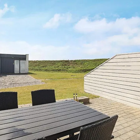 Xlii Holiday home *